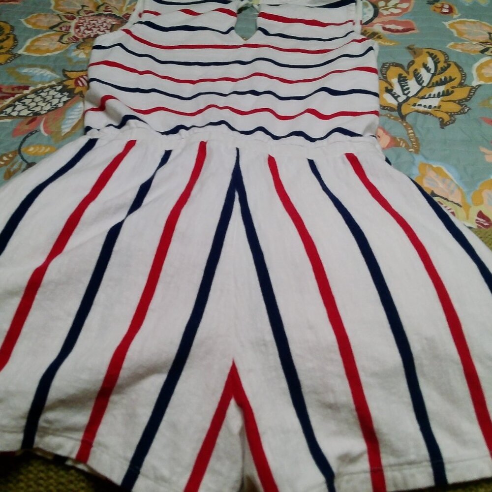 VINEYARD VINE ROMPER SIZE MED - Picture 5 of 5